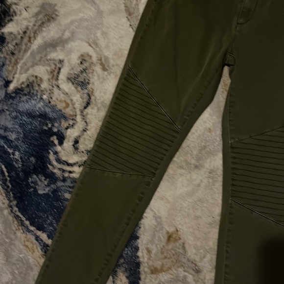 Tinseltown Green Moto Skinny Jeans - Picture 3 of 5